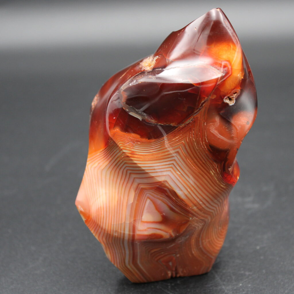  Karneol Freeform Flamme 763 g Unikat