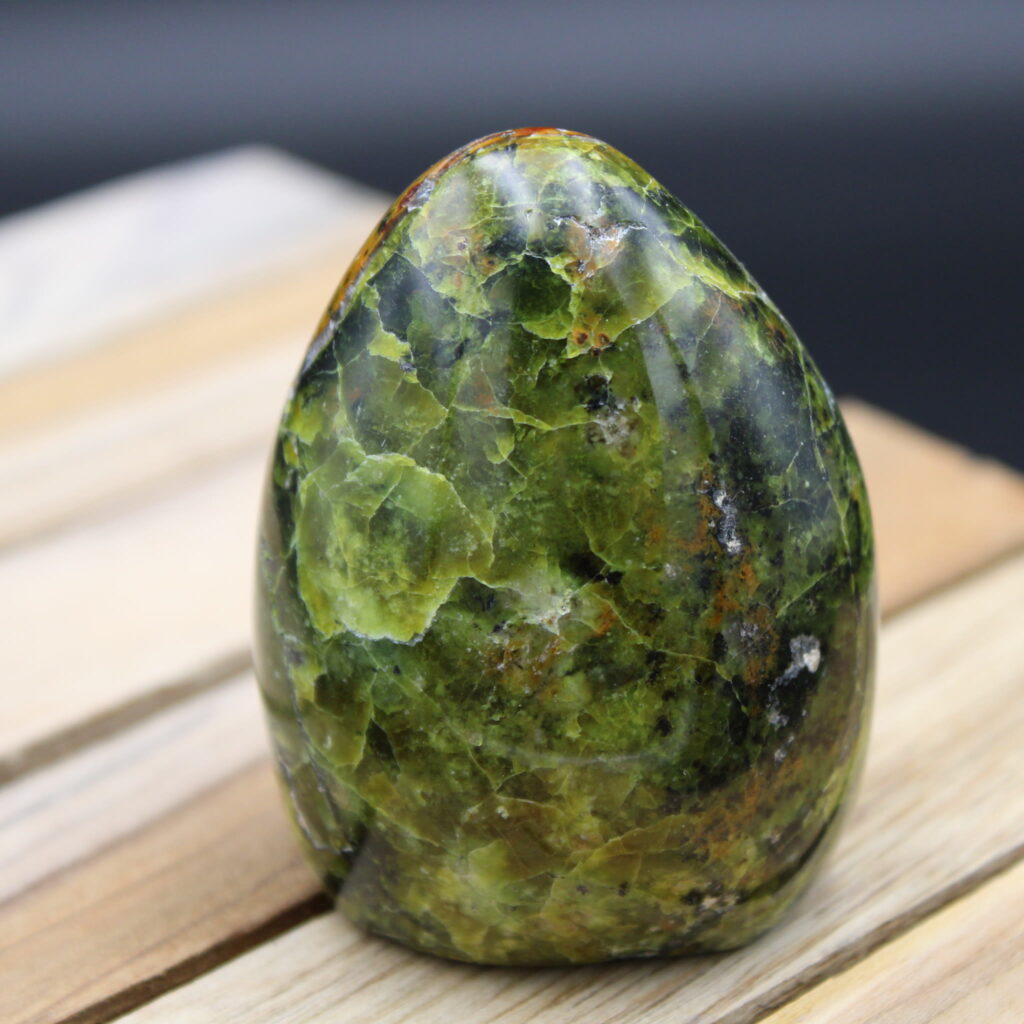  Serpentin Freeform 147 g Unikat