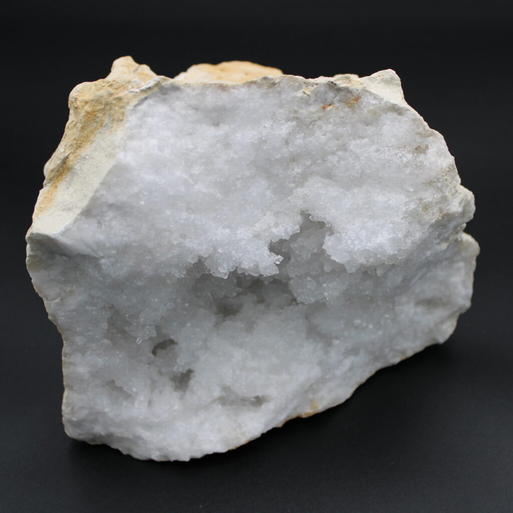 Weisser Quarz Geode A Qualität 2847g
