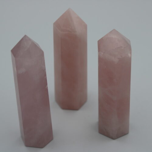 Rosenquarz Obelisk