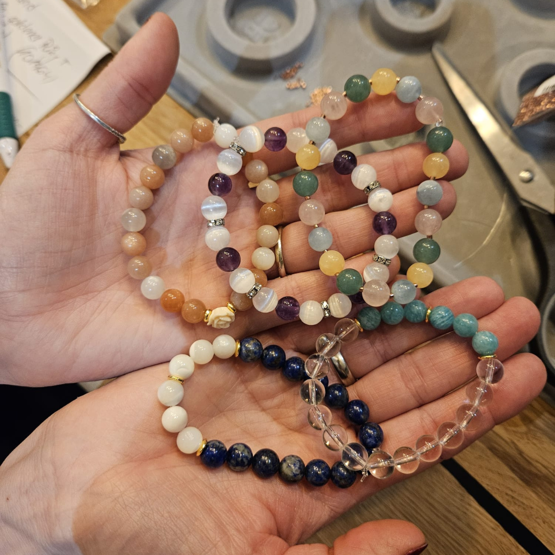 Nayuma Stones – wie aus einem Weg energetischer Schmuck wurde