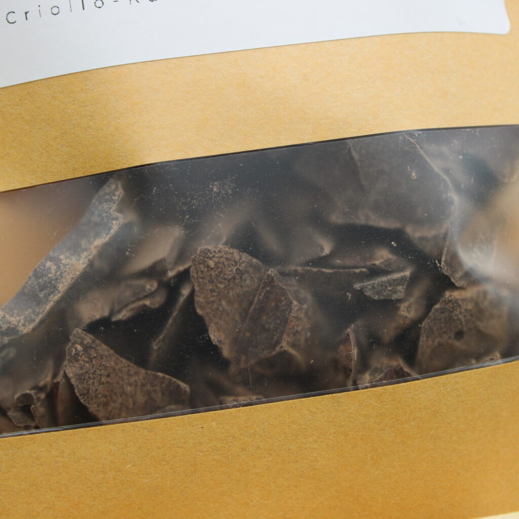 Rohkakaomasse-aus-Criollo-Kakaobohnen-Bio-Peru closeup
