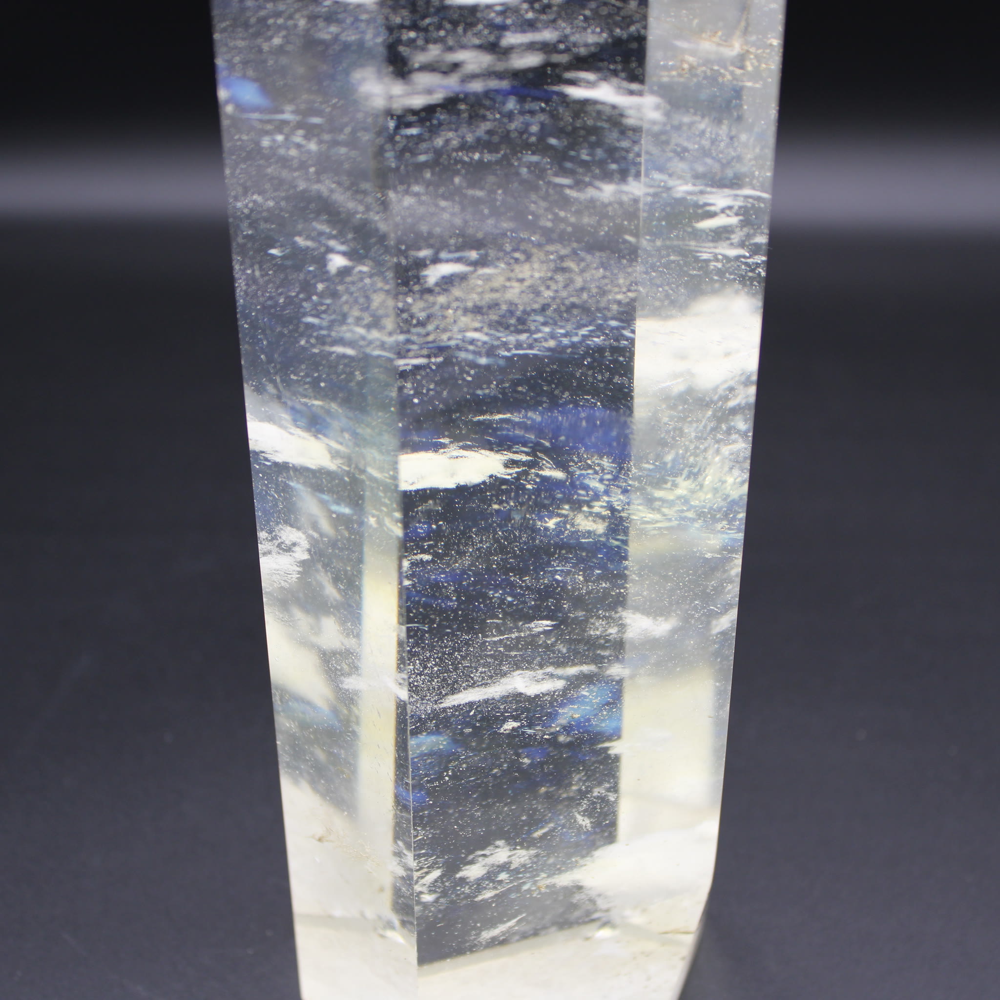 Bergkristall Obelisk 3512g Bottom
