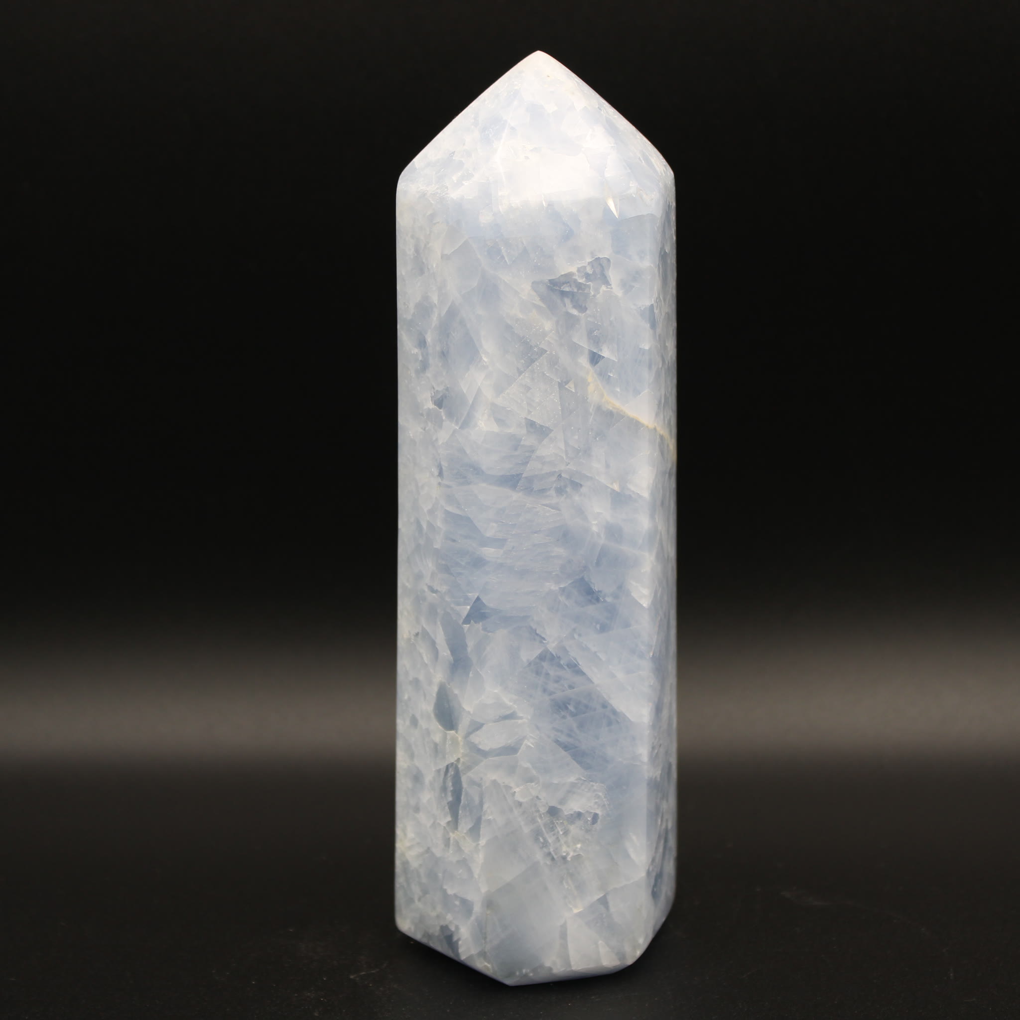 Blauer Calcit Obelisk 980g