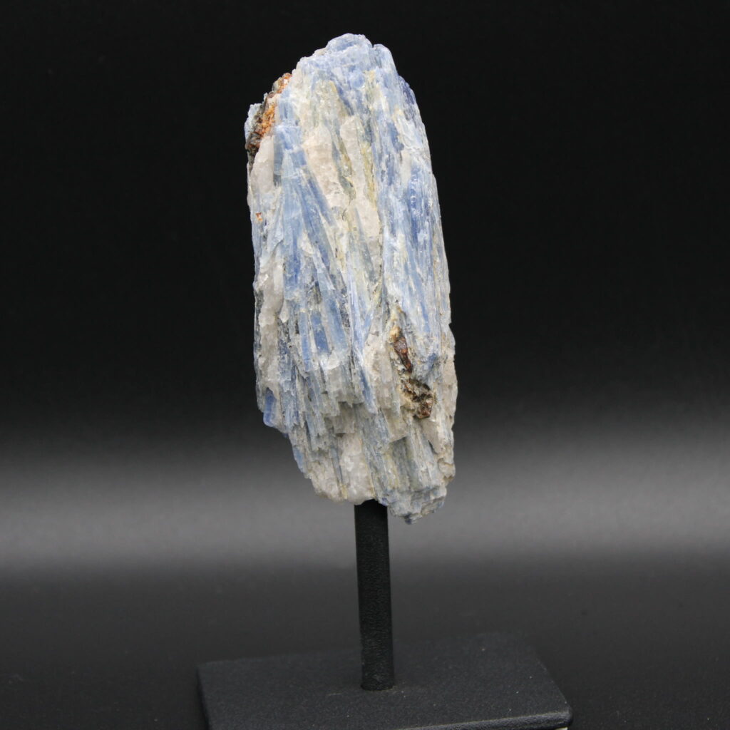 Kyanit (Disthen) auf Metallständer 295g