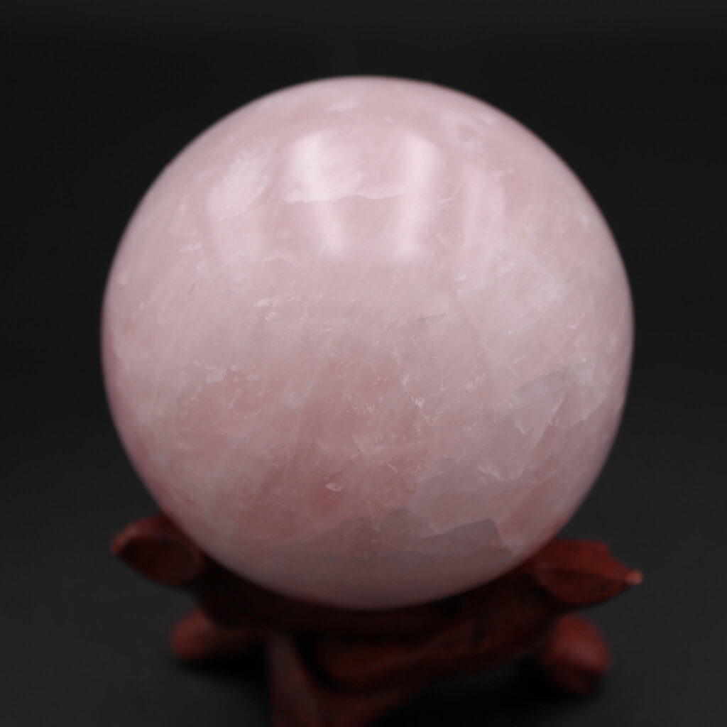 Rosenquarz Kugel 528g