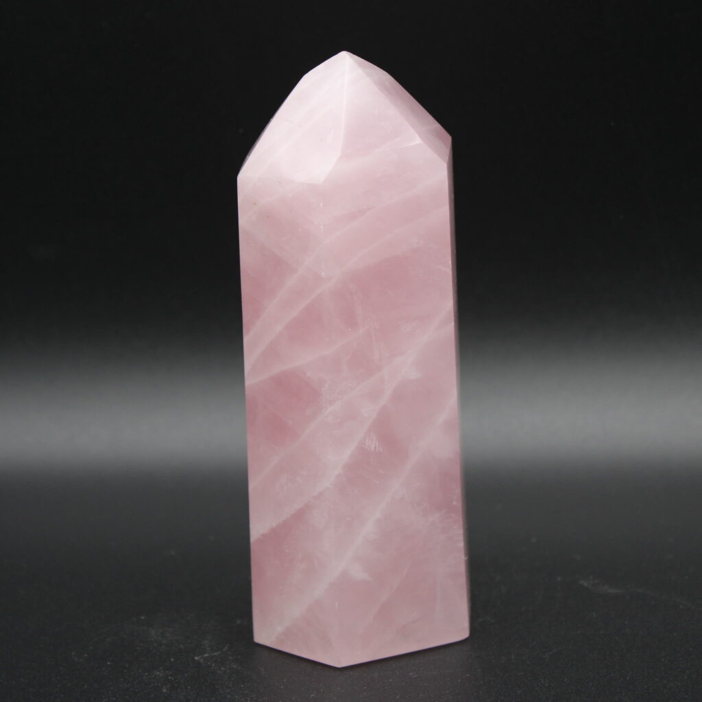 Rosenquarz Spitze 536g