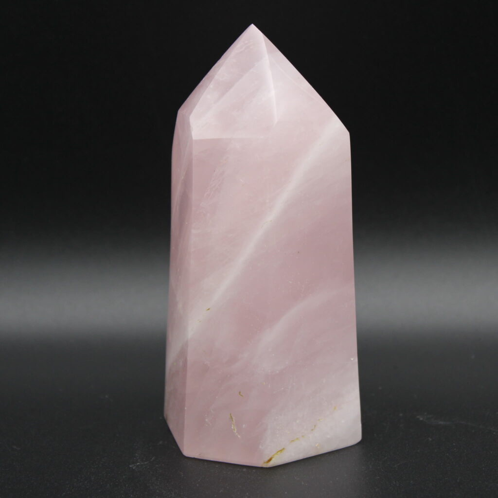 Rosenquarz Spitze 597g