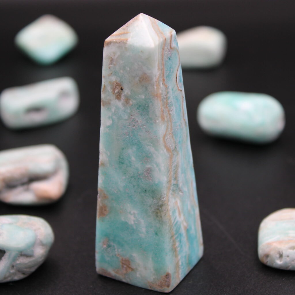 Karibik-Calcit Obelisk 125g