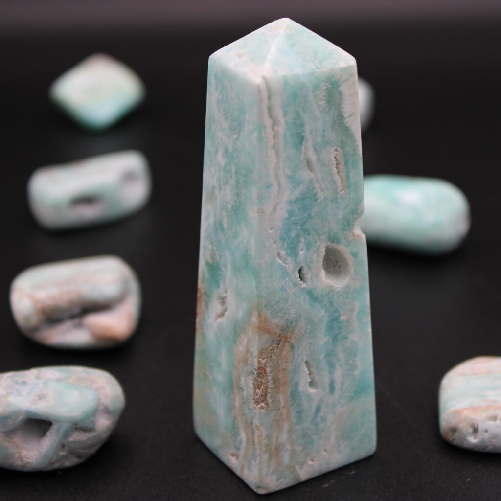 Karibik-Calcit Obelisk 175g