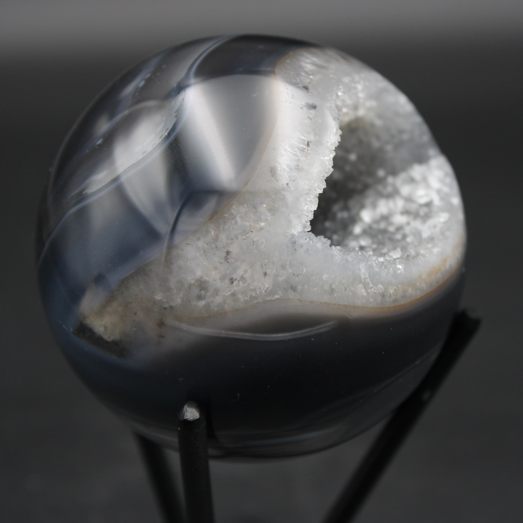 Achat Sphere 513g side