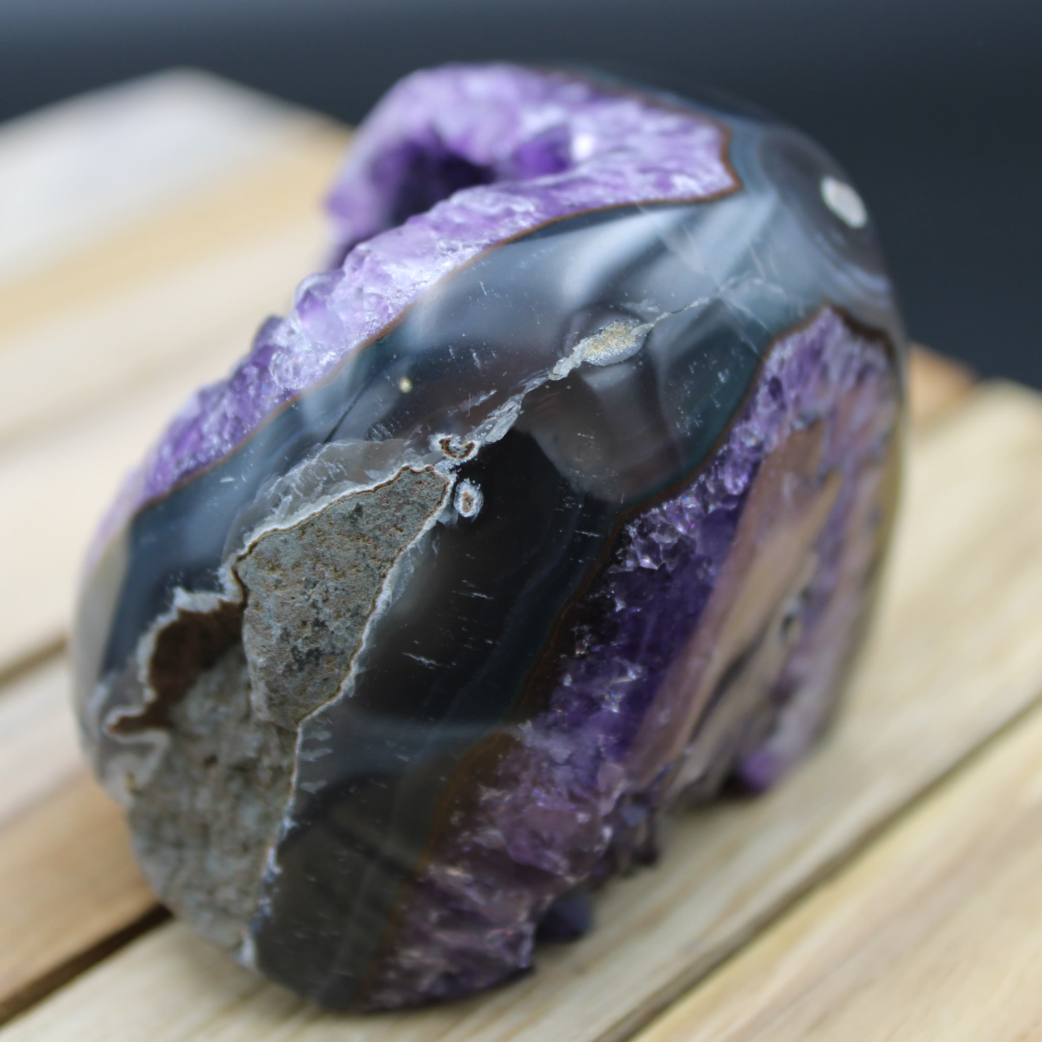 Amethyst Geode 254 g Unikat