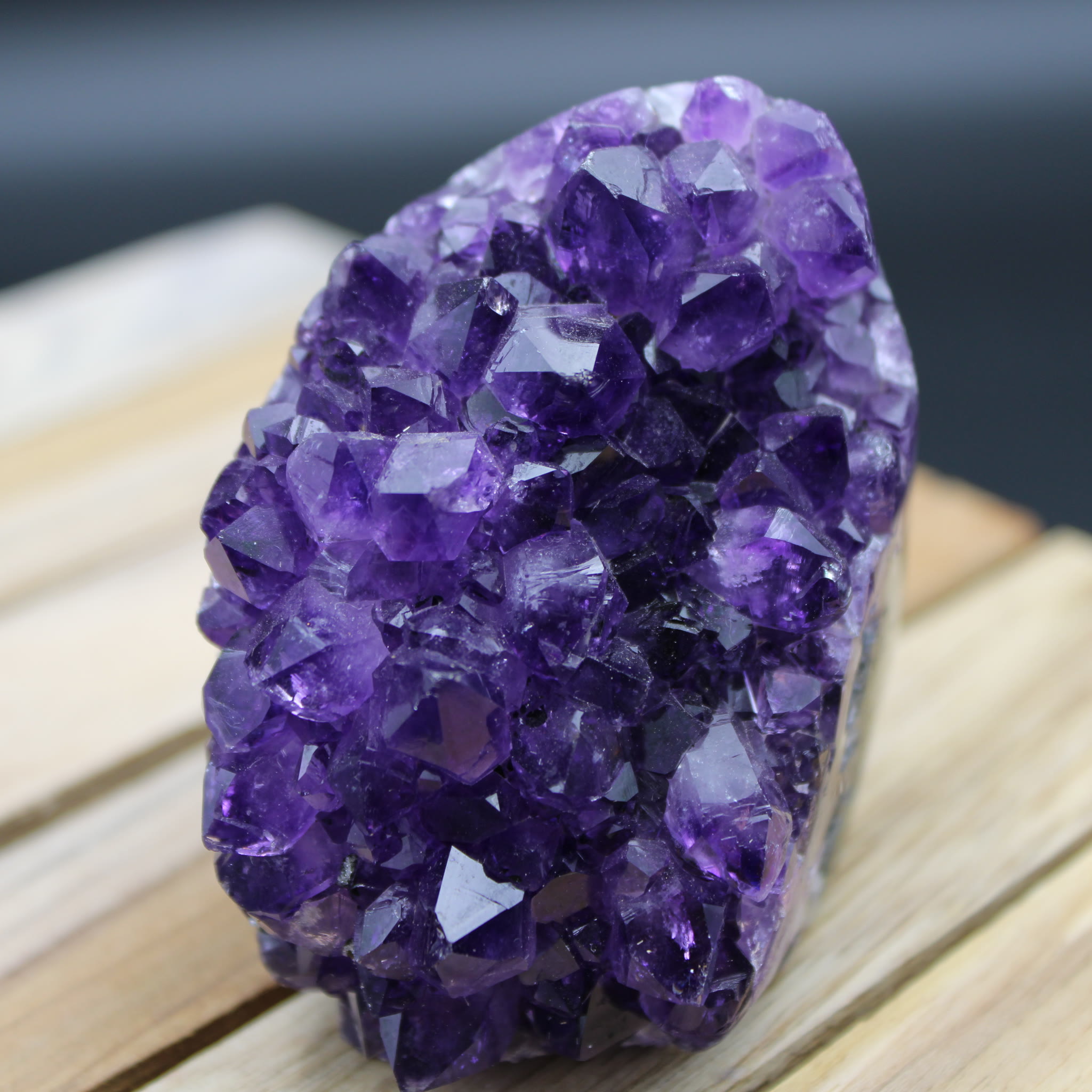 Amethyst Geode 270 g Unikat