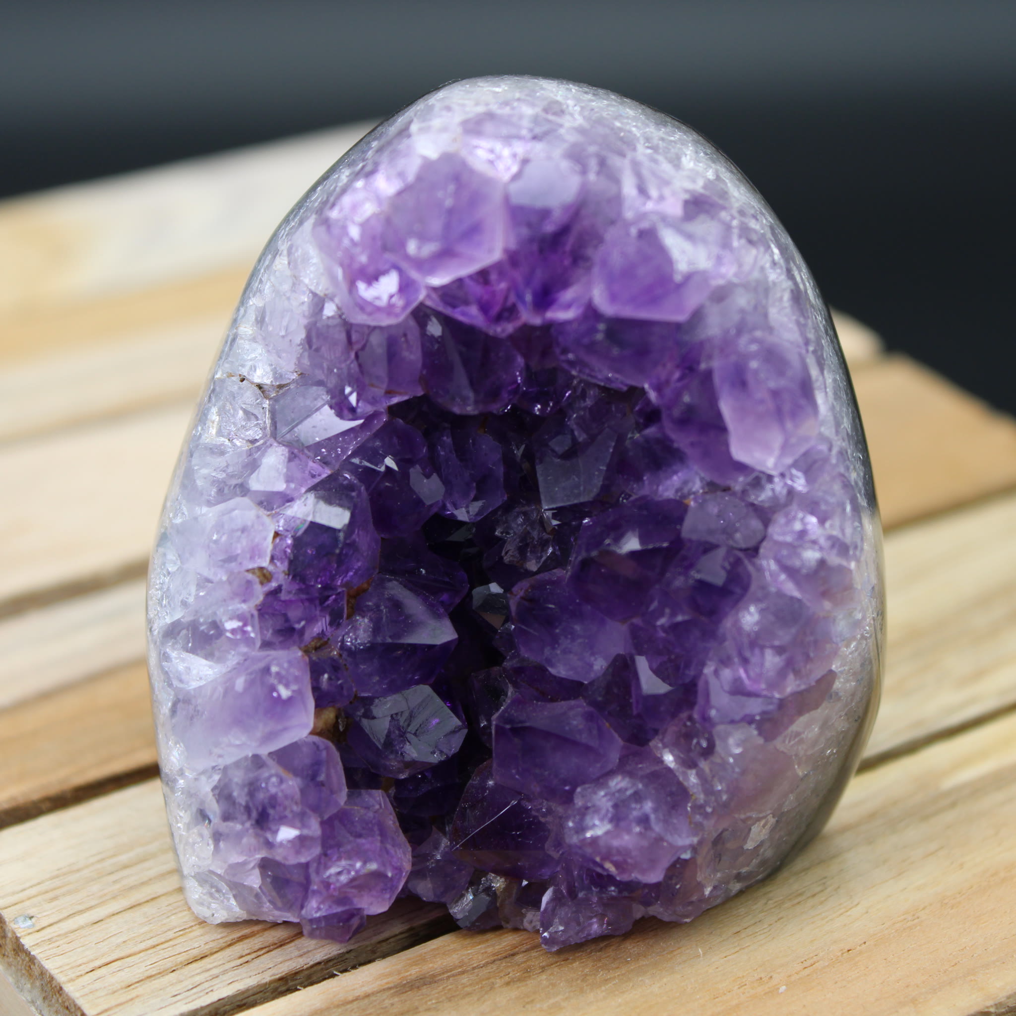 Amethyst Geode 255 g Unikat