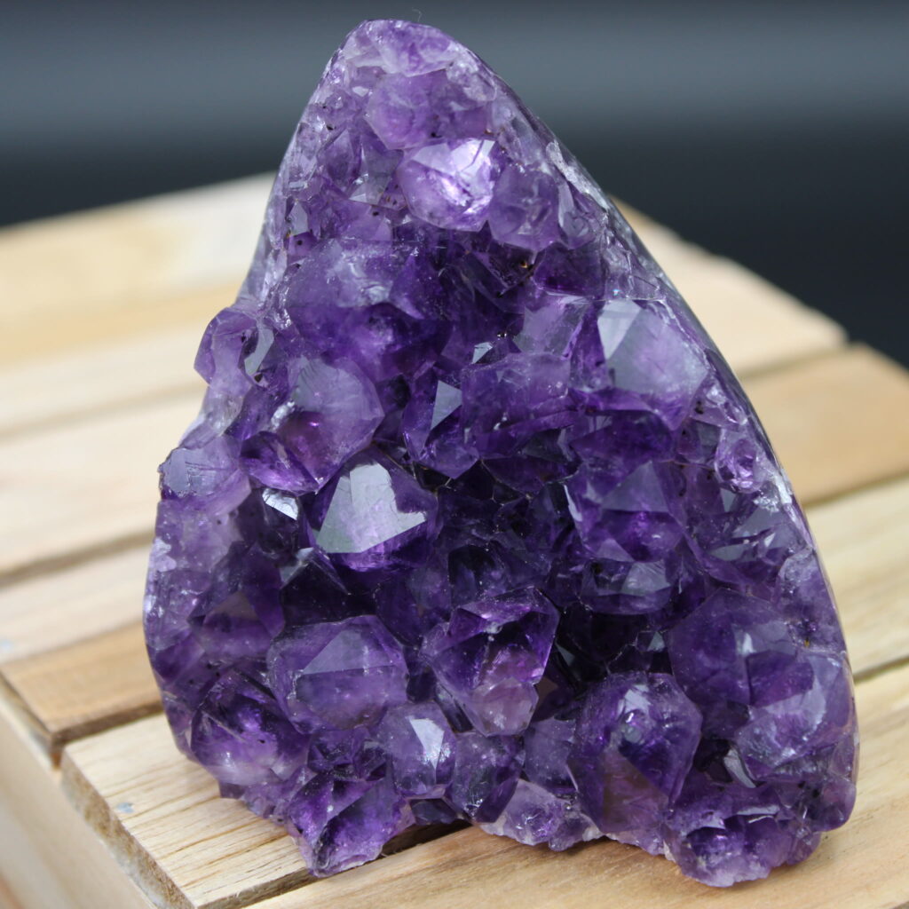 Amethyst Geode 276 g Unikat
