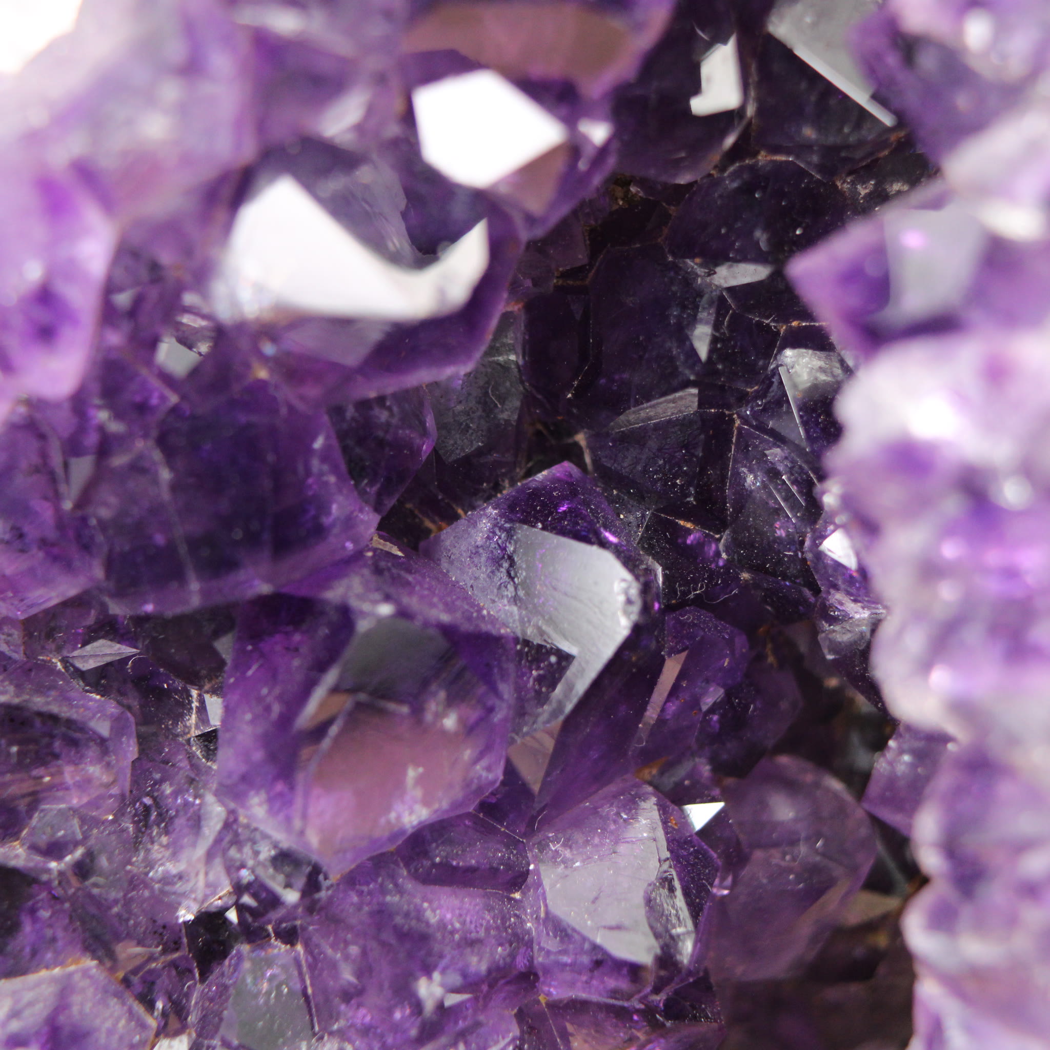 Amethyst Geode 285 g Unikat