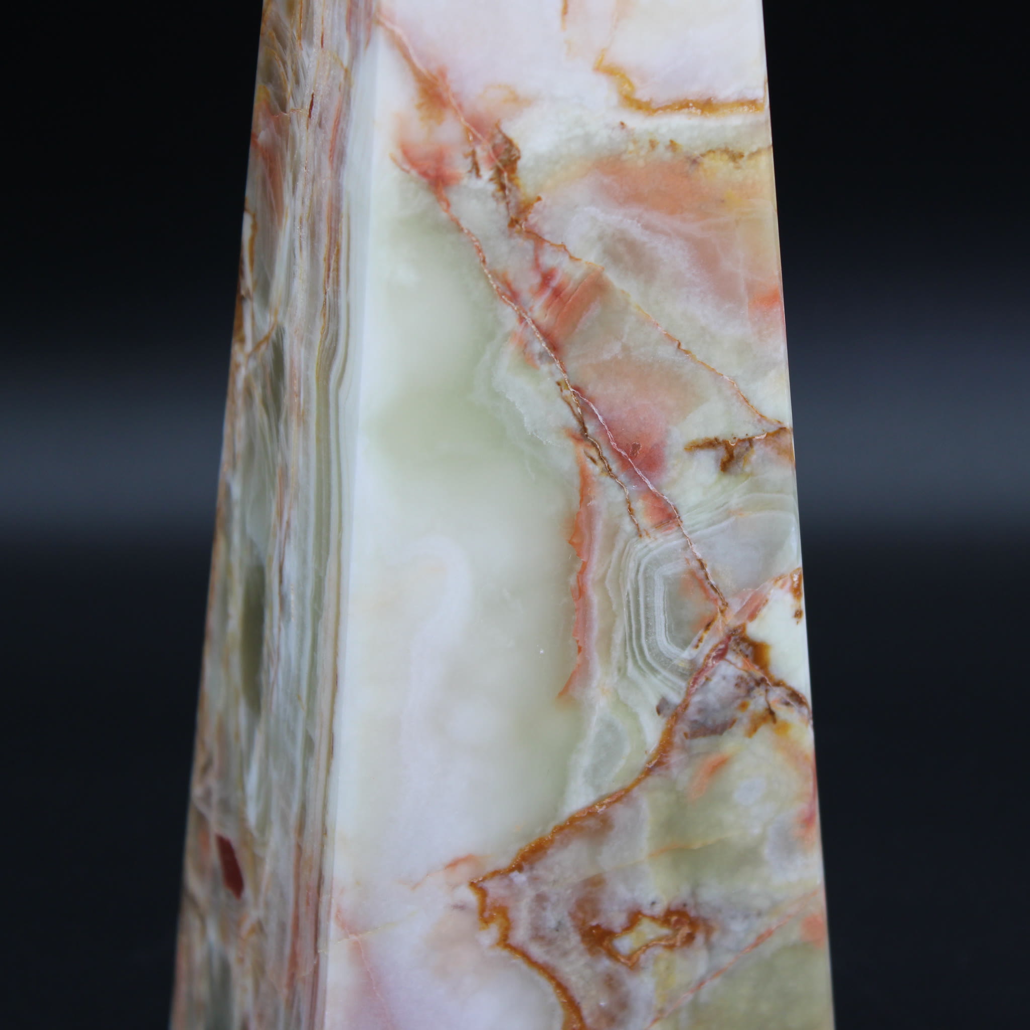 Onyx Obelisk 2493 g Unikat