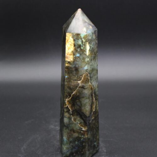 Labradorit Obelisk 748 g Unikat