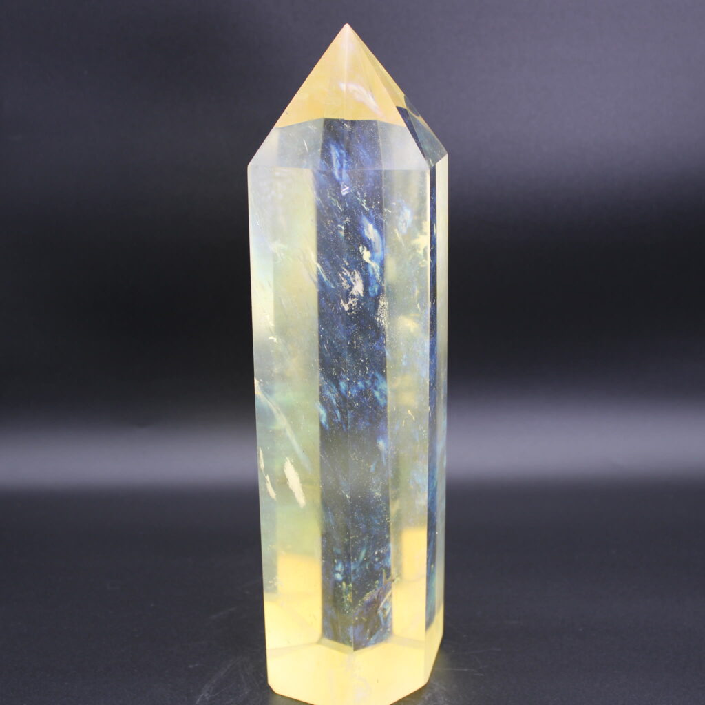 Bergkristall Obelisk 2334 g Unikat